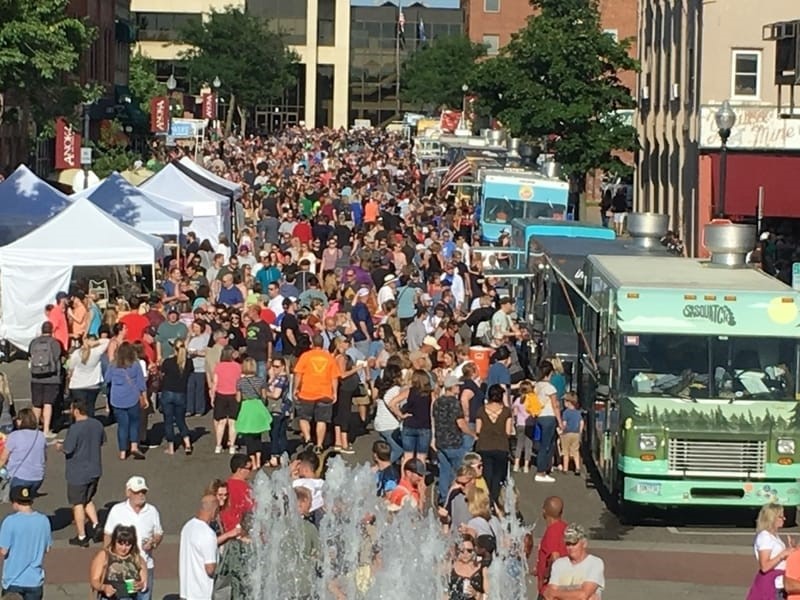 Expert Food Safety Tips For The Return Of Food Truck Festivals